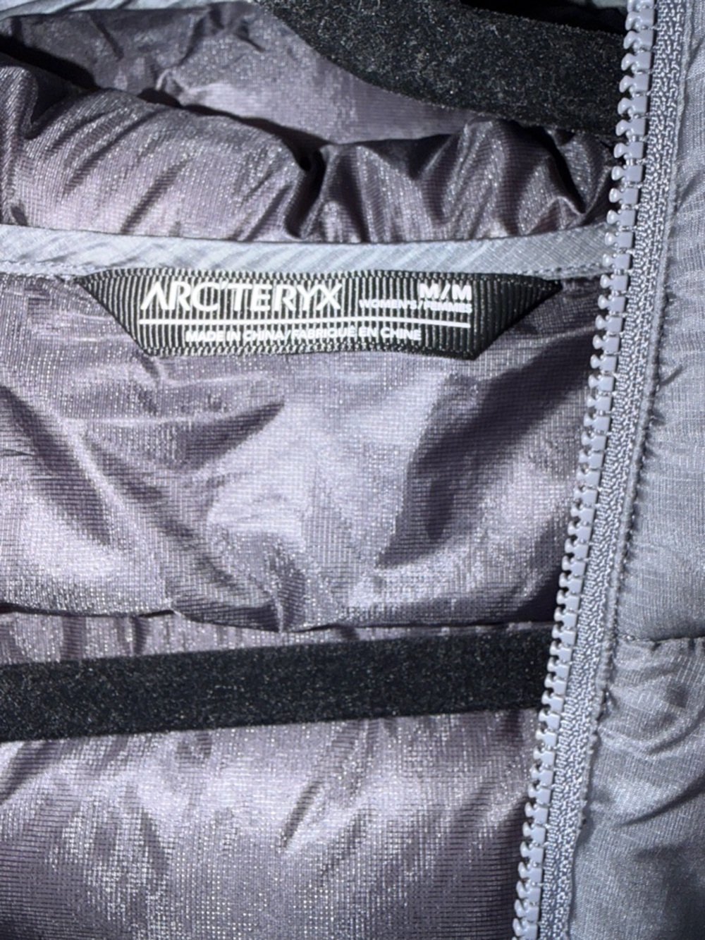 Arc'teryx Quilted Hooded Down Jacket - Picture 7 of 8